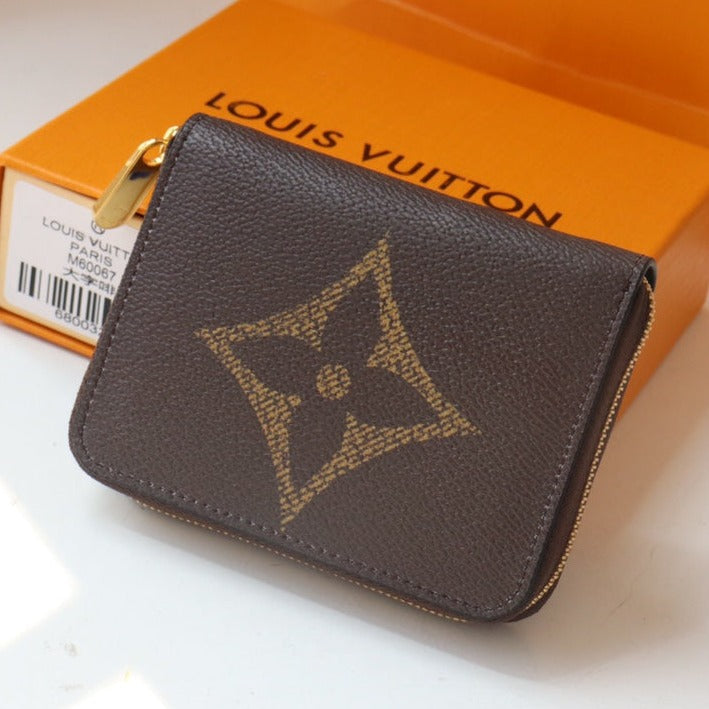 LOUIS VUITTON LV ZIPPY COIN PURSE MONOGRAM GIANT CANVAS