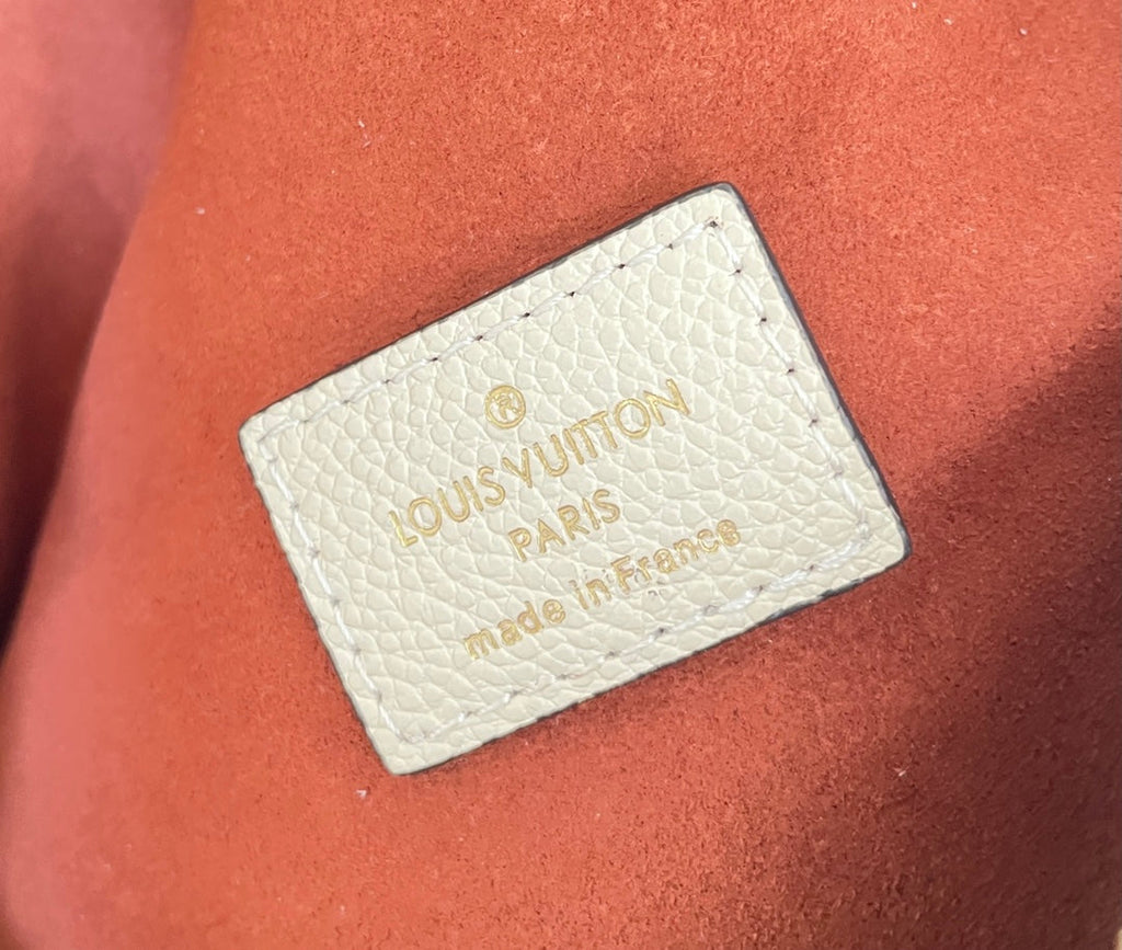 LOUIS VUITTON LV BUMBAG WAIST BAG 37 IN CREAM GRAINED CALFSKIN