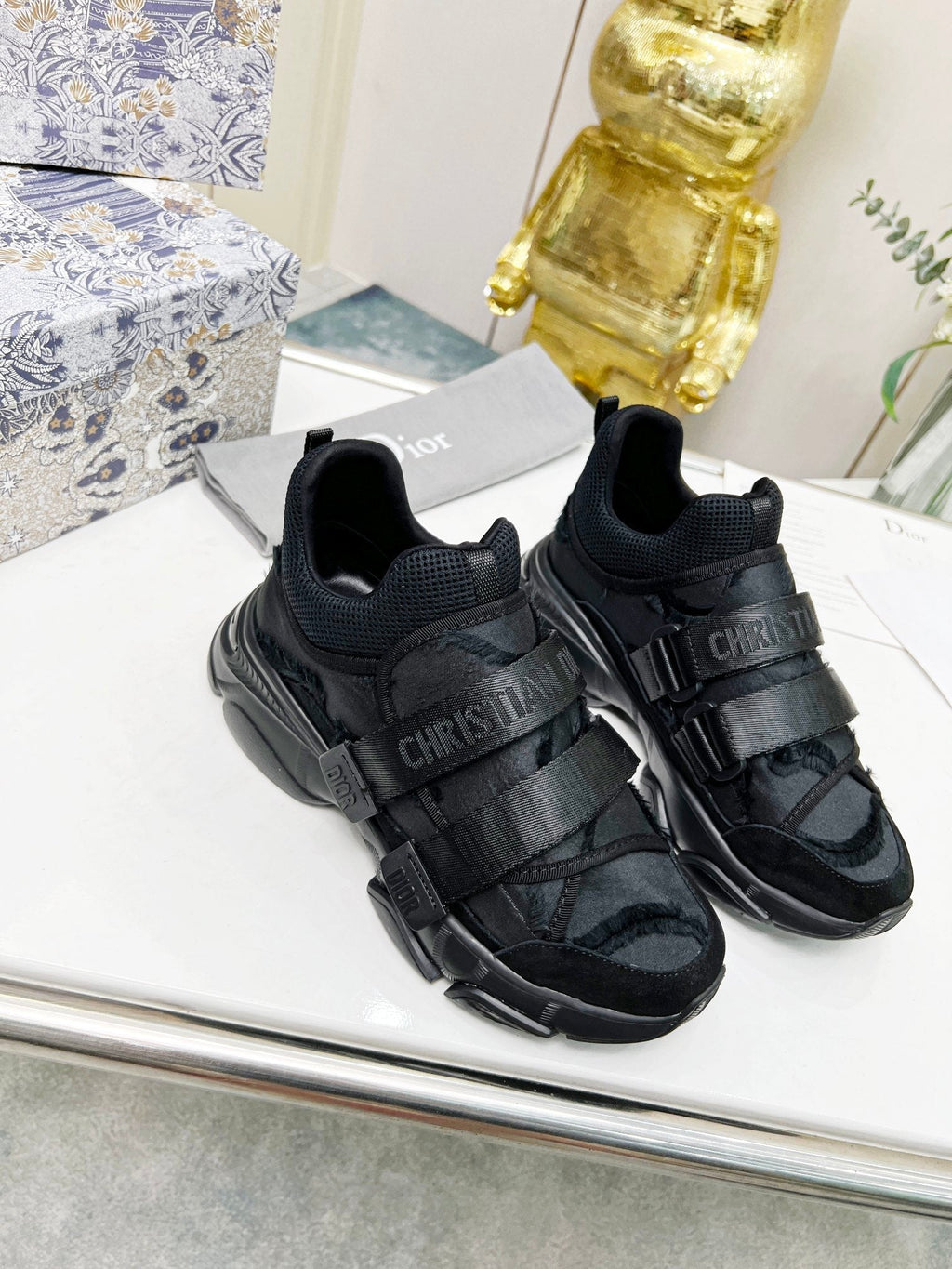 DIOR D-WANDER SNEAKERS IN BLACK TECHNICAL FABRIC AND SUEDE