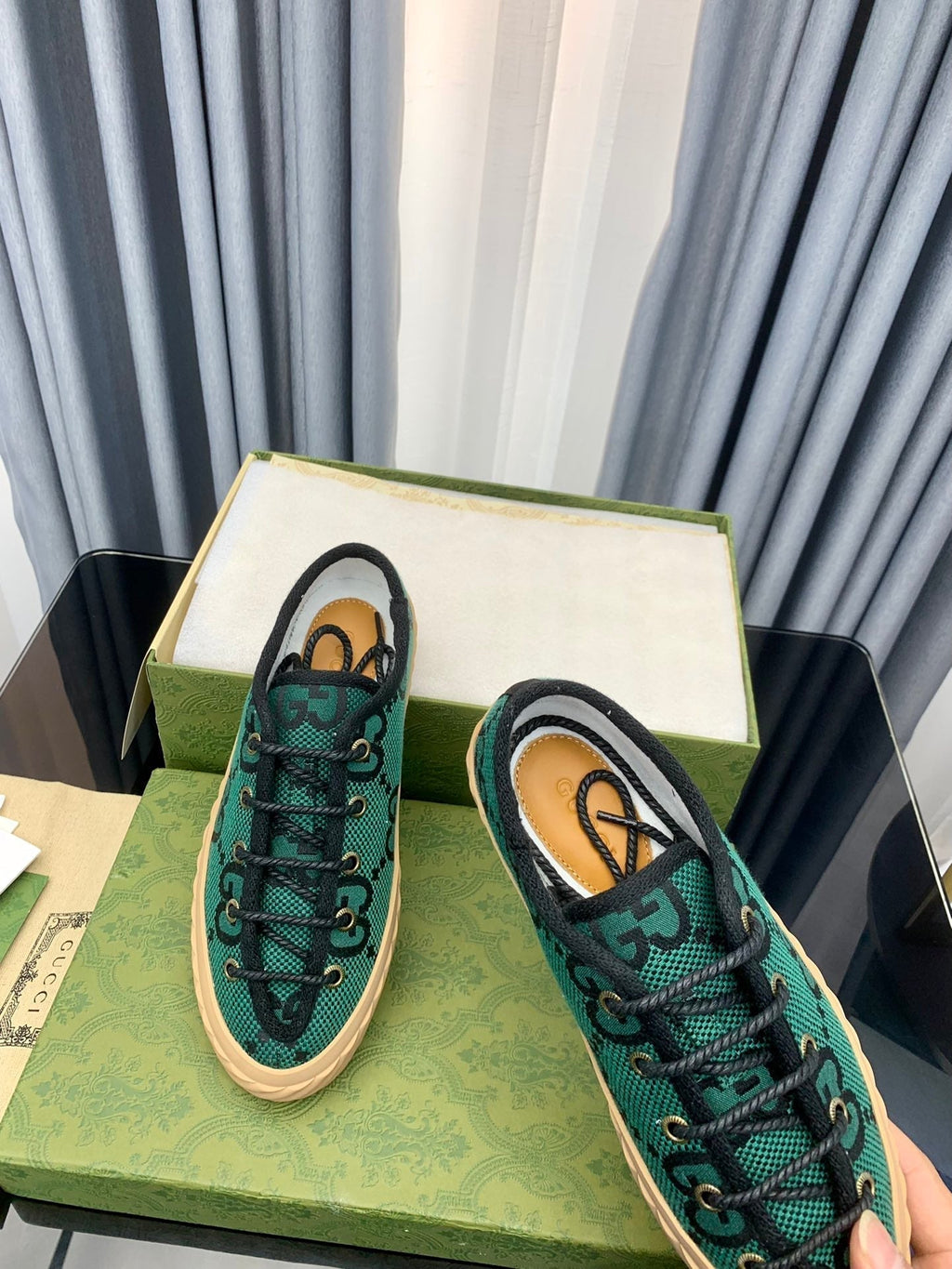 GUCCI UNIQUE SNEAKER THICK-SOLE CASTLETON GREEN CANVAS