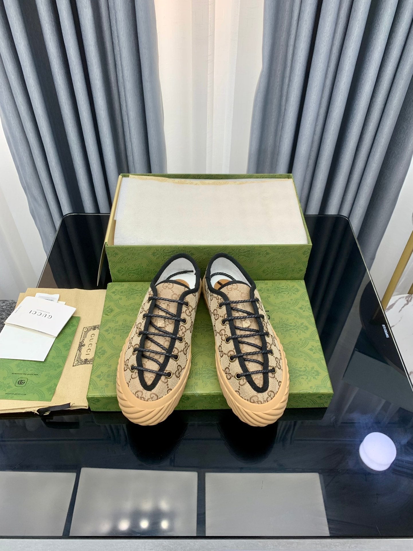 GUCCI UNIQUE SNEAKER THICK-SOLE LIGHT BROWN CANVAS