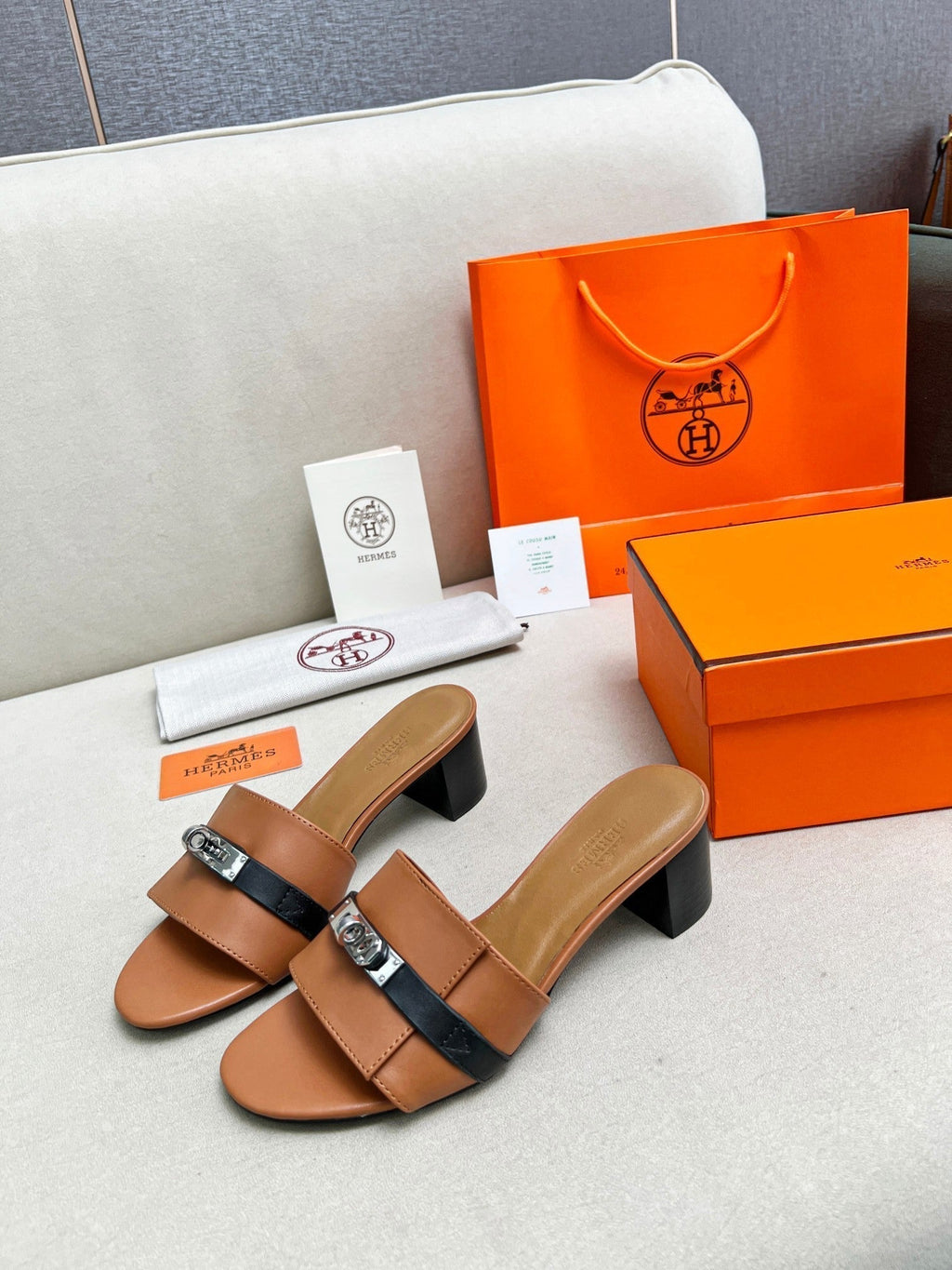 HERMES Gigi 50 Sandal Tan Black Calfskin