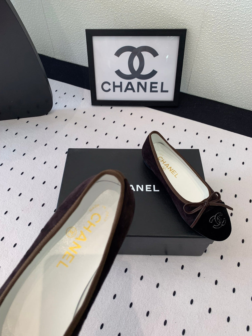 CHANEL BALLET FLAT DARK BROWN MIX BLACK VELVET