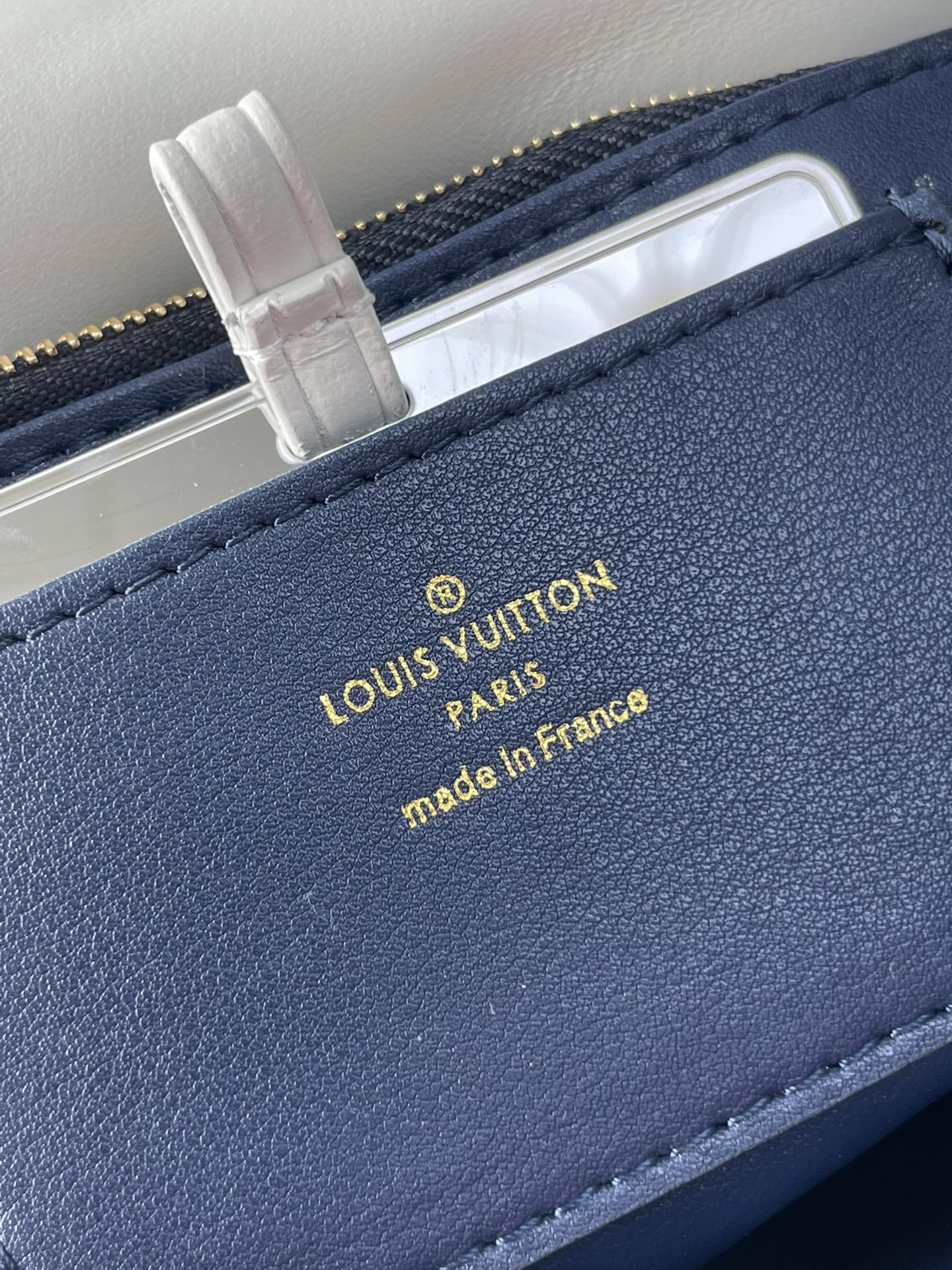 LOUIS VUITTON GO-14 MM 23 IN WHITE RED MIX NAVY BLUE QUILTED LAMBSKIN GOLD HARDWARE