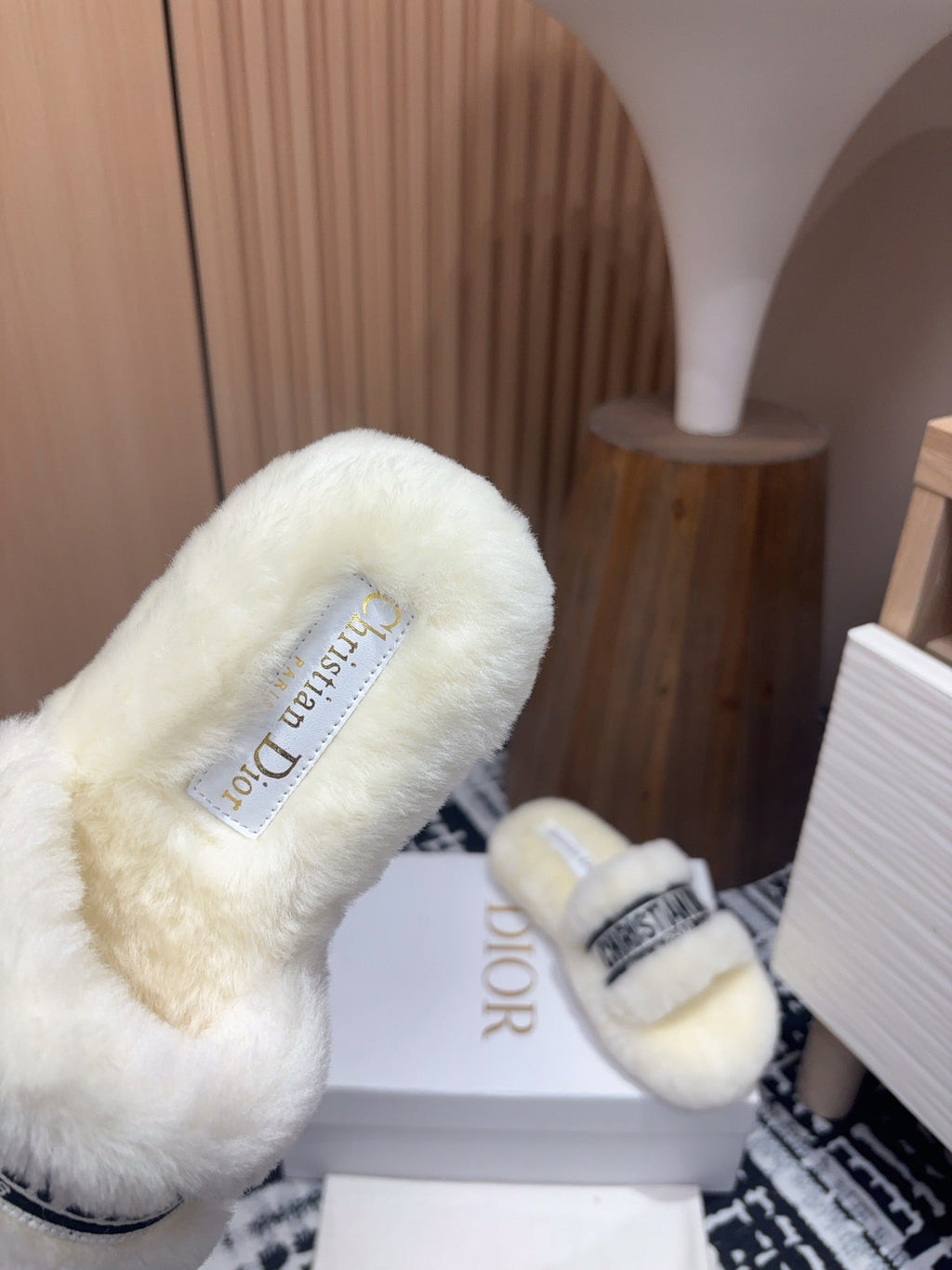 DIOR THICK-SOLE SLIPPERS WHITE CREAM SHEARLING WITH EMBROIDERED LOGO