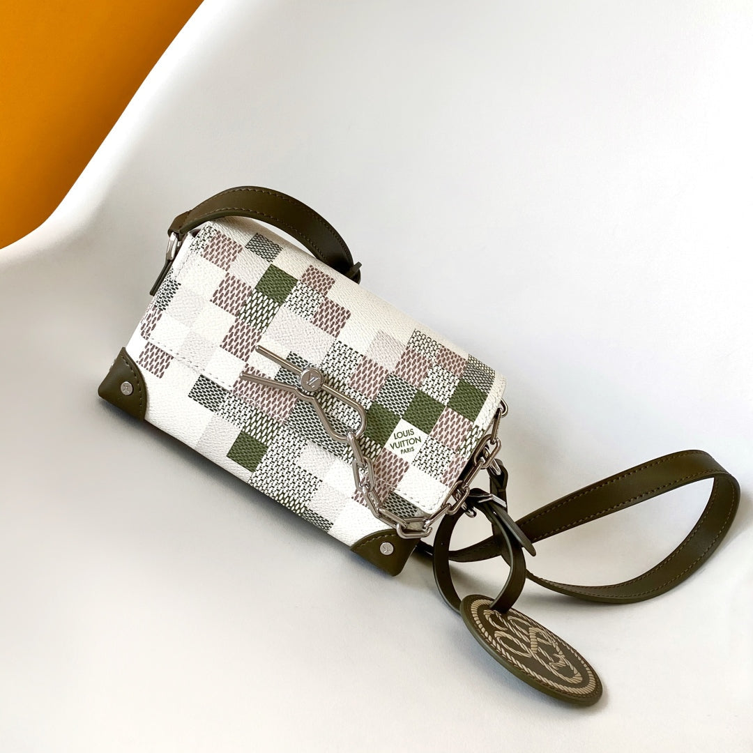 LOUIS VUITTON STEAMER WEARABLE WALLET 16 IN BEIGE AND KHAKI COLORWAY COATED CANVAS