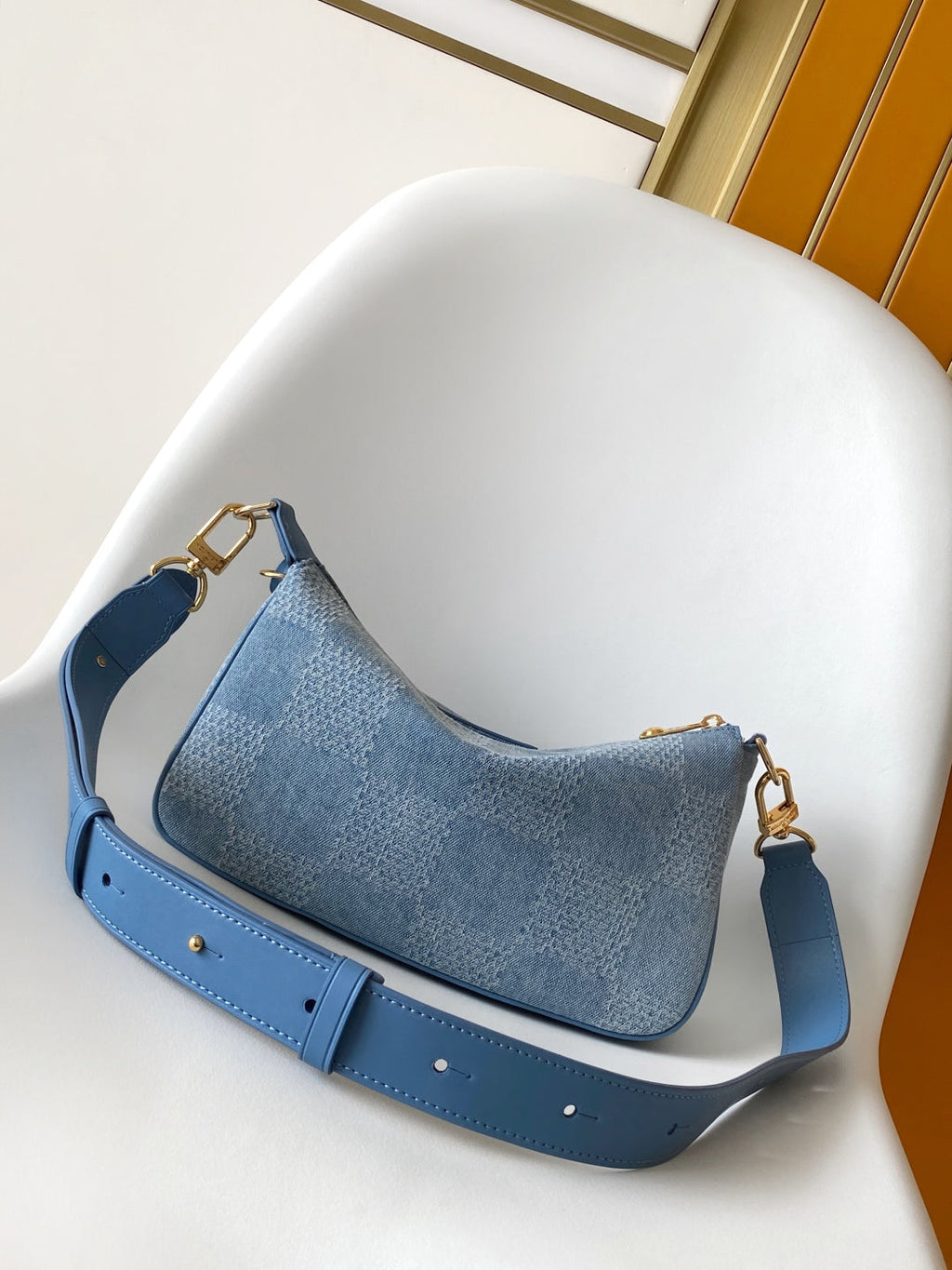 LOUIS VUITTON LV 25S POCHETTE ACCESSORIES XL 28 IN BLUE CANVAS DAMIER DENIM