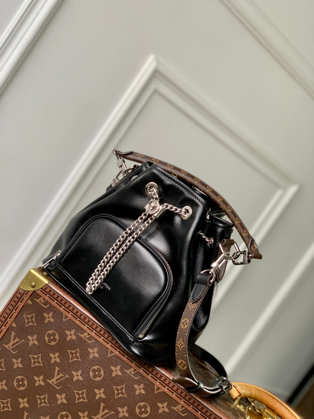 LOUIS VUITTON NO WAY VIBE HANDBAG 22.5 IN BLACK LAMBSKIN SILVER HARDWARE