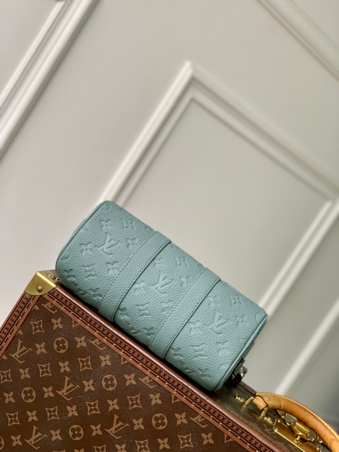 LOUIS VUITTON KEEPALL BANDOULIÈRE 25 BAG IN MISTY LAKE GREEN MONOGRAM TAURILLON CALFSKIN