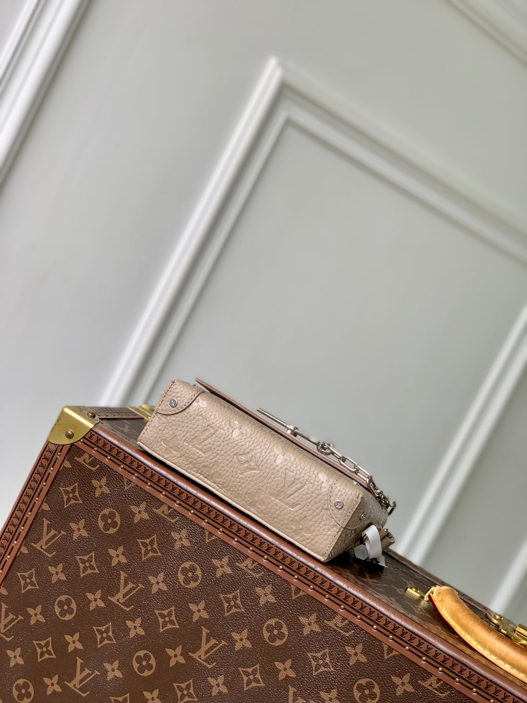 LOUIS VUITTON STEAMER WEARABLE WALLET 18 IN LIGHT BROWN MONOGRAM TAURILLON CALFSKIN