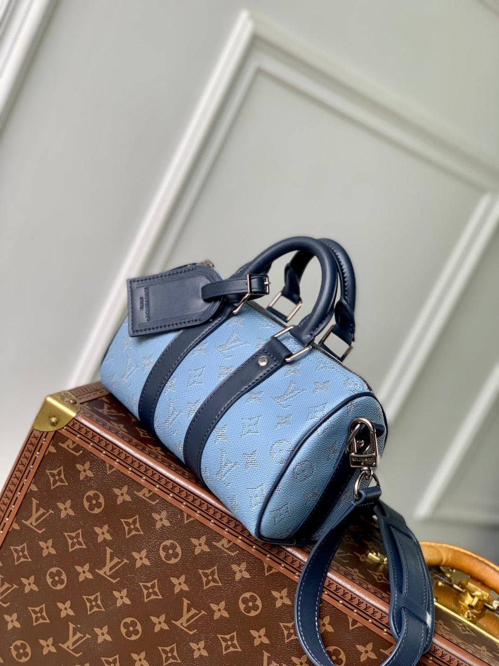 LOUIS VUITTON KEEPALL BANDOULIÈRE 25 INSKY BLUE MONOGRAM HERITAGE CANVAS DARK BLUE CALFSKIN