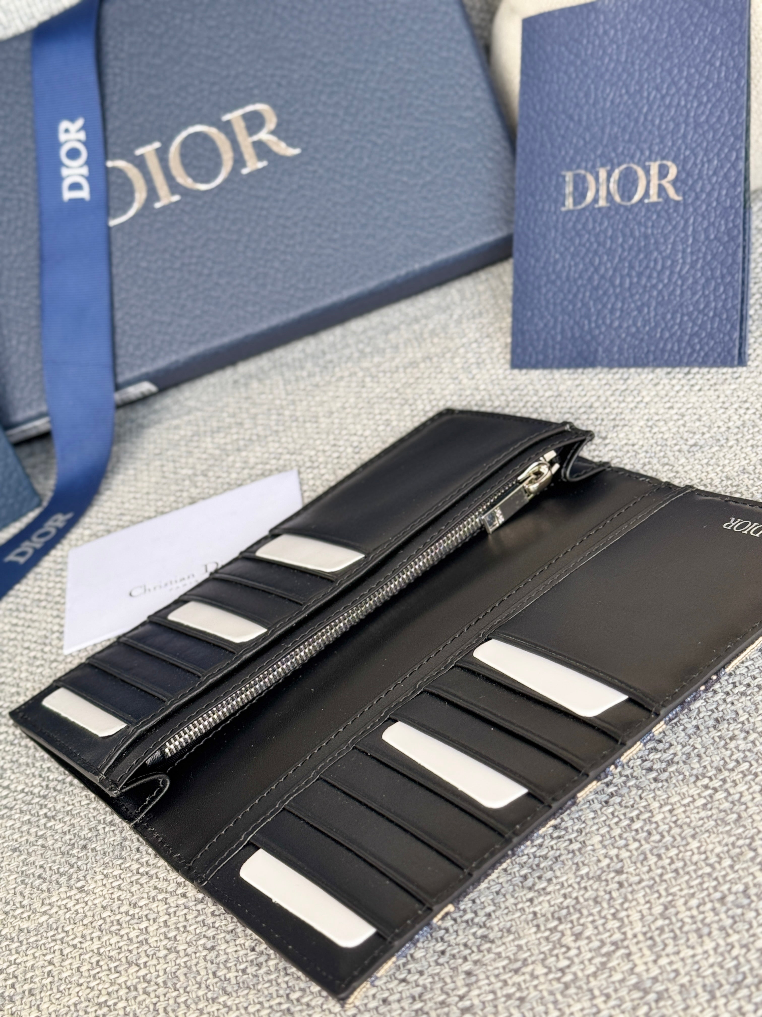 DIOR VERTICAL LONG WALLET 19 IN BLUE MONOGRAM OBLIQUE JACQUARD