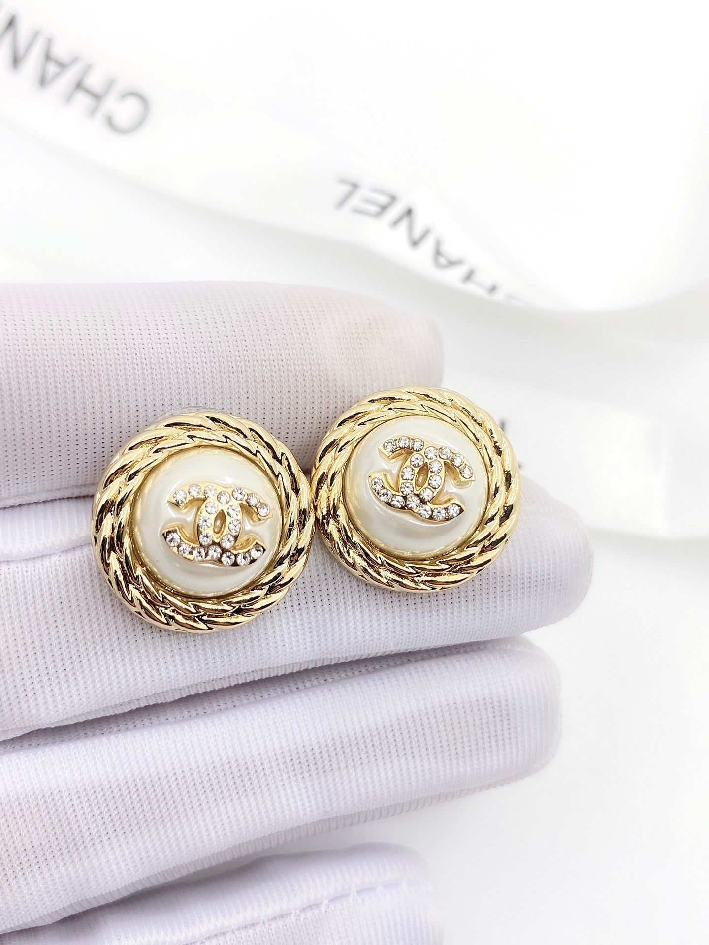 18K  Chanel White Pearl Earrings