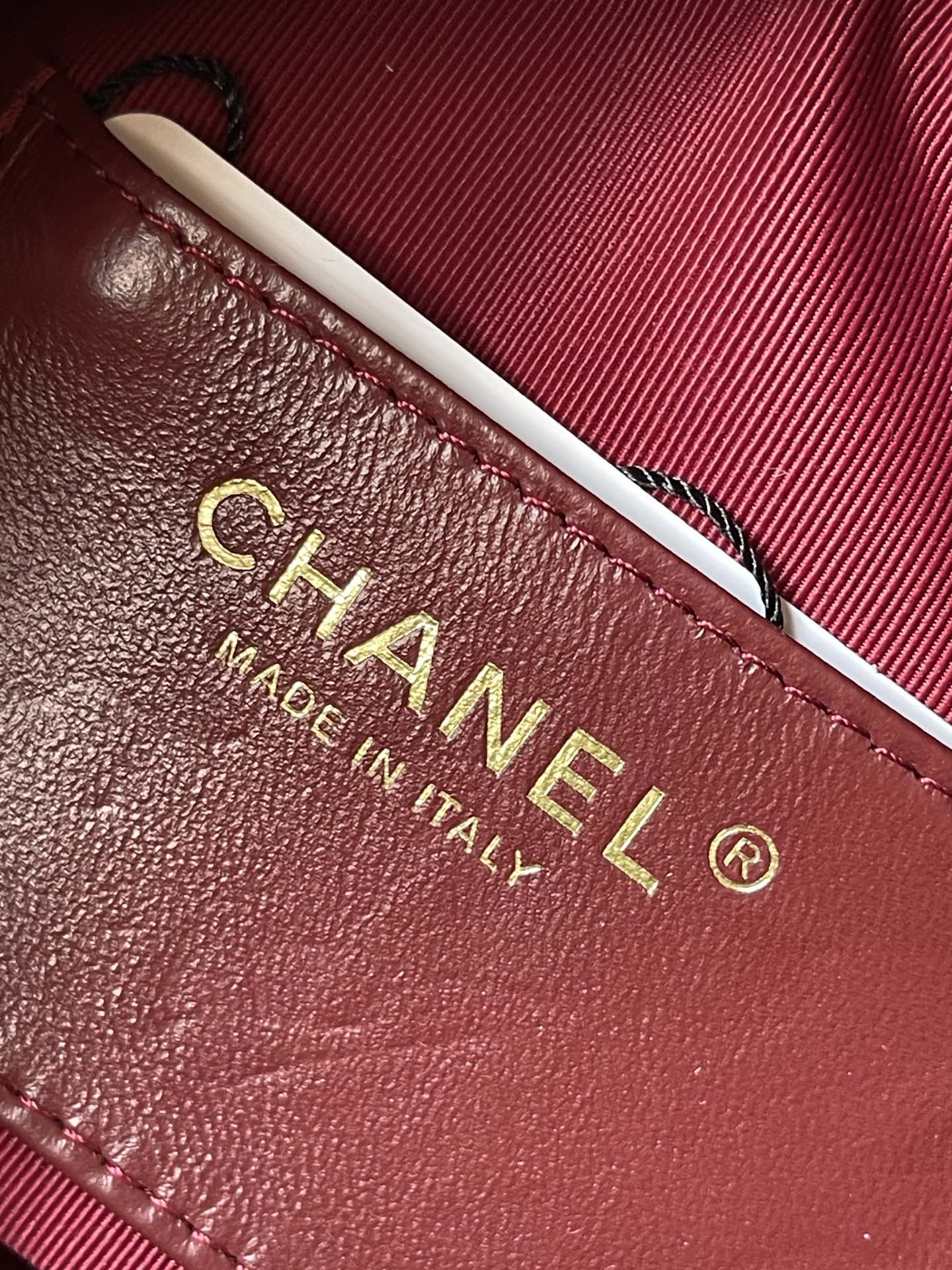CHANEL CAMERA BAG 18 IN RED QUILTED LAMBSKIN DOUBLE C GOLD COIN