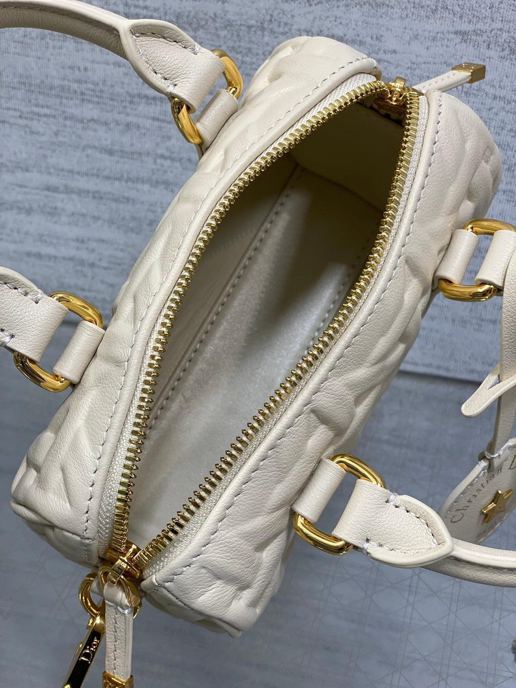 DIOR GROOVE 17 BAG IN WHITE CREAM MACROCANNAGE CALFSKIN WITH GOLD HARDWARE