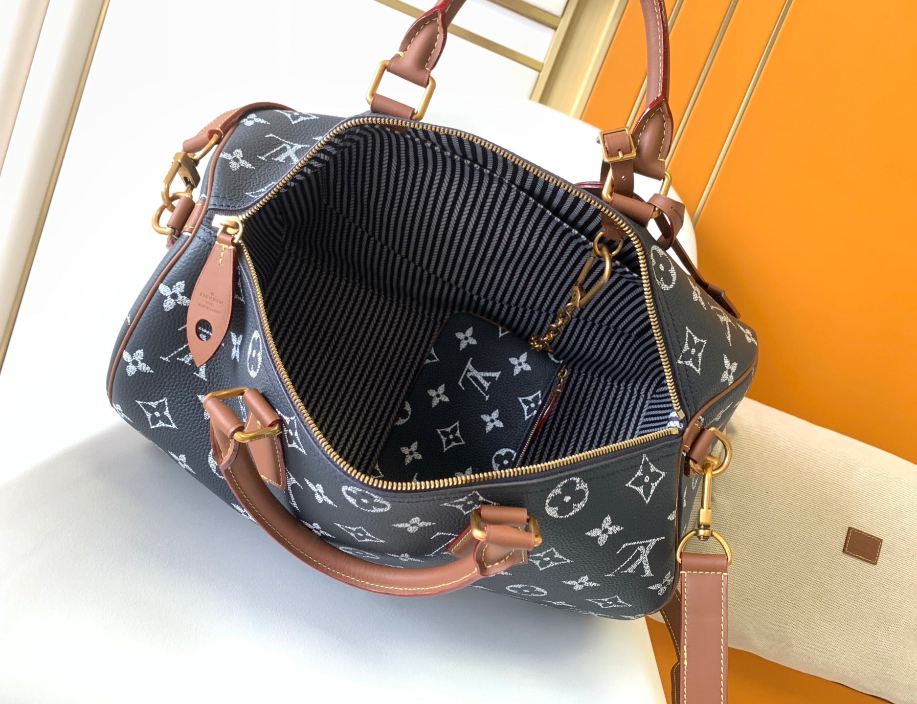 LOUIS VUITTON LV 25S SPEEDY BANDOULIÈRE BAG 40 IN CHARCOAL BLUE CALFSKIN GOLD HARDWARE