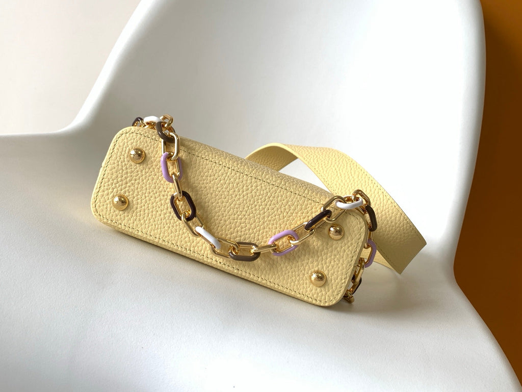 LOUIS VUITTON LV 25S CAPUCINES BAG 21 IN YELLOW CALFSKIN GOLD HARDWARE
