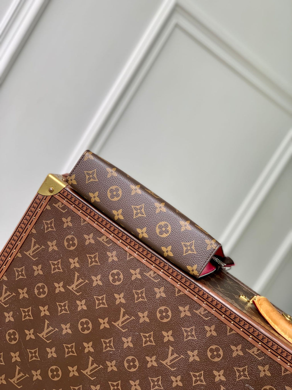 LOUIS VUITTON GASTON WEARABLE WALLET 18 IN BROWN MONOGRAM CANVAS MIX PINK CALFSKIN