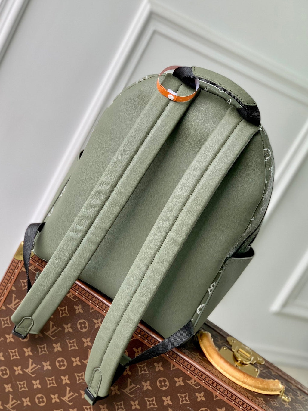 LOUIS VUITTON DISCOVERY PM BACKPACK 38 IN OLIVE GREEN MONOGRAM LAMBSKIN
