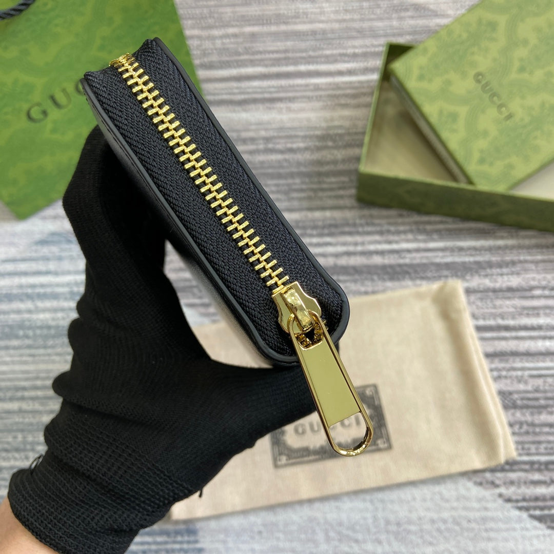 GUCCI ZIP AROUND WALLET 20 IN BLACK CALFSKIN GOLD HARDWARE