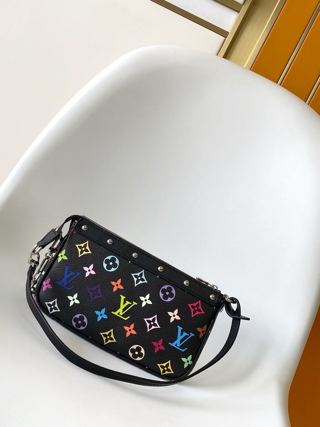 LOUIS VUITTON POCHETTE ACCESSOIRES 22 BAG IN MULTICOLOR MONOGRAM CANVAS AND COWHIDE