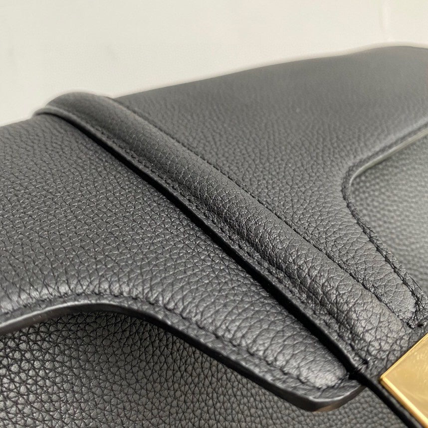 CELINE MEDIUM SOFT 32 CALFSKIN BLACK