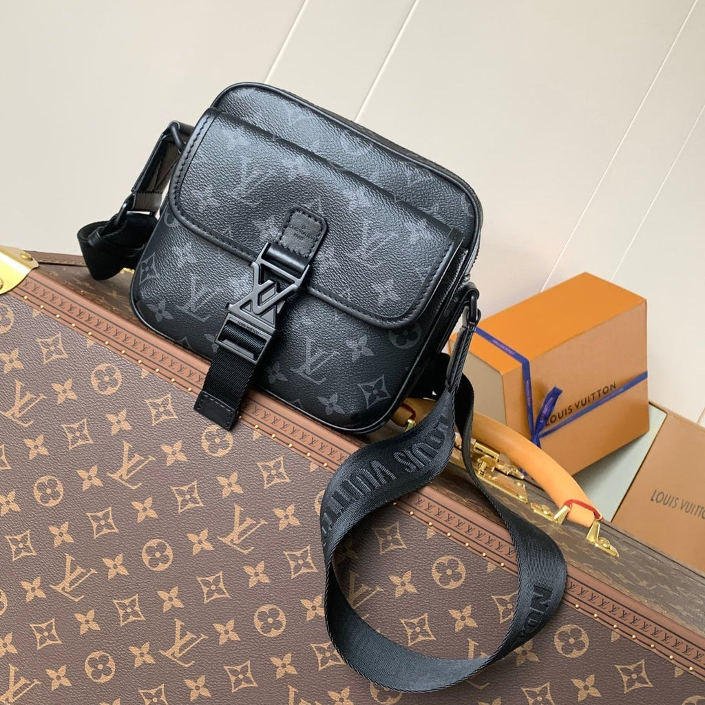 LOUIS VUITTON LV 25S GETAWAY MESSENGER BAG 20 IN BLACK MONOGRAM ECLIPSE CANVAS