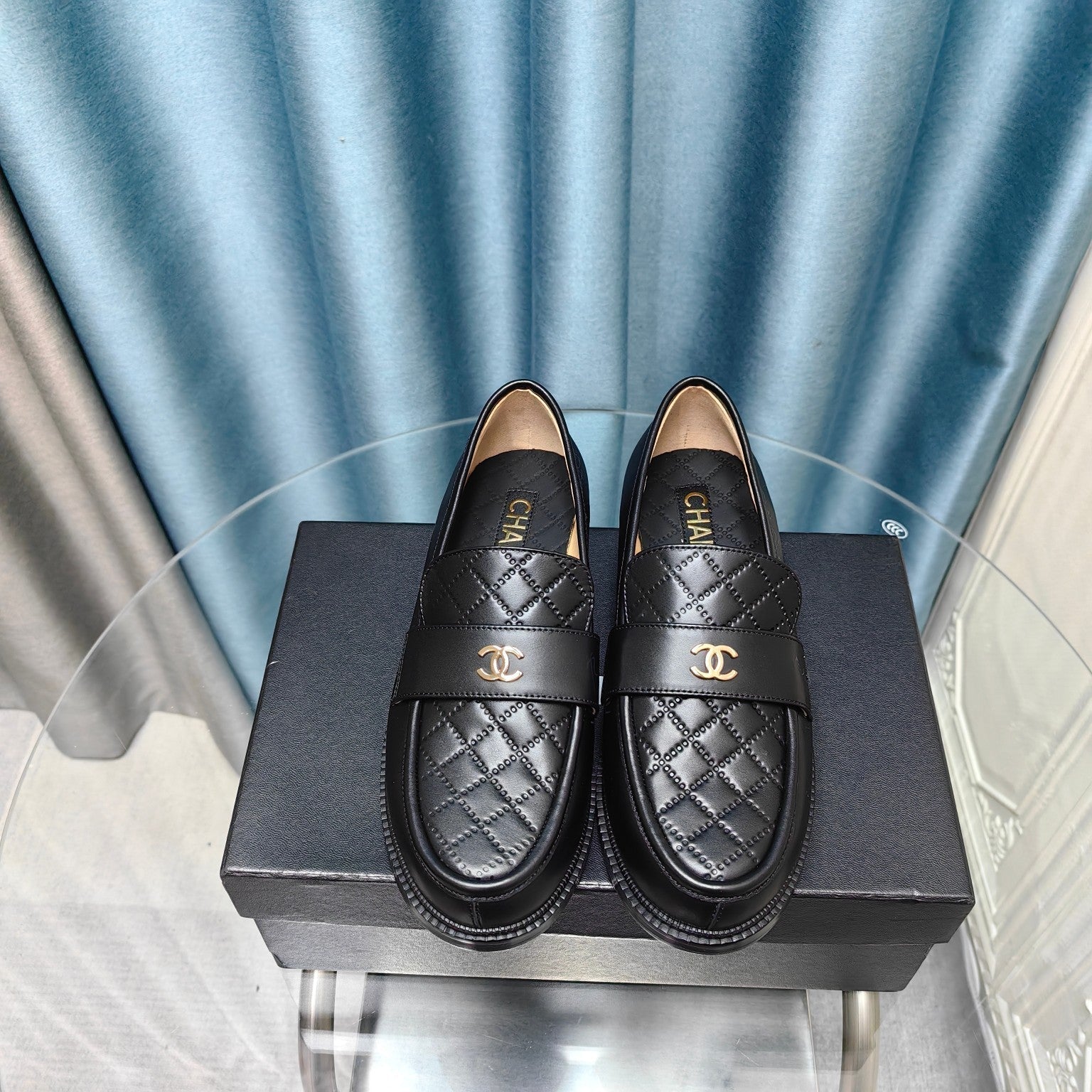 CHANEL MOASINS BLACK QUILTED CALFSKIN