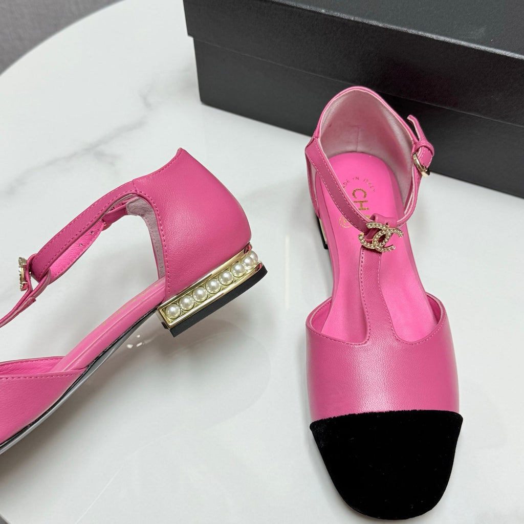 CHANEL MARY JANE 25S IN PINK LAMBSKIN AND BLACK SUEDE WITH PEARL HEEL
