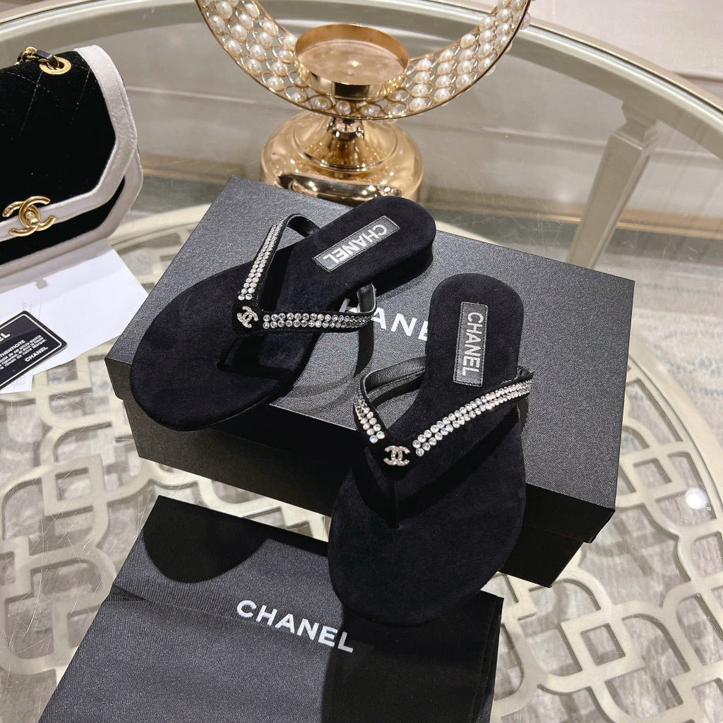 CHANEL RHINESTONES THONG SANDAL IN BLACK SUEDE