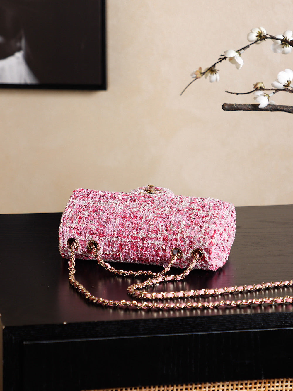CHANEL 25S FLAP BAG 21 CM IN PINK SEQUINED TWEED WITH GOLD HARDWARE