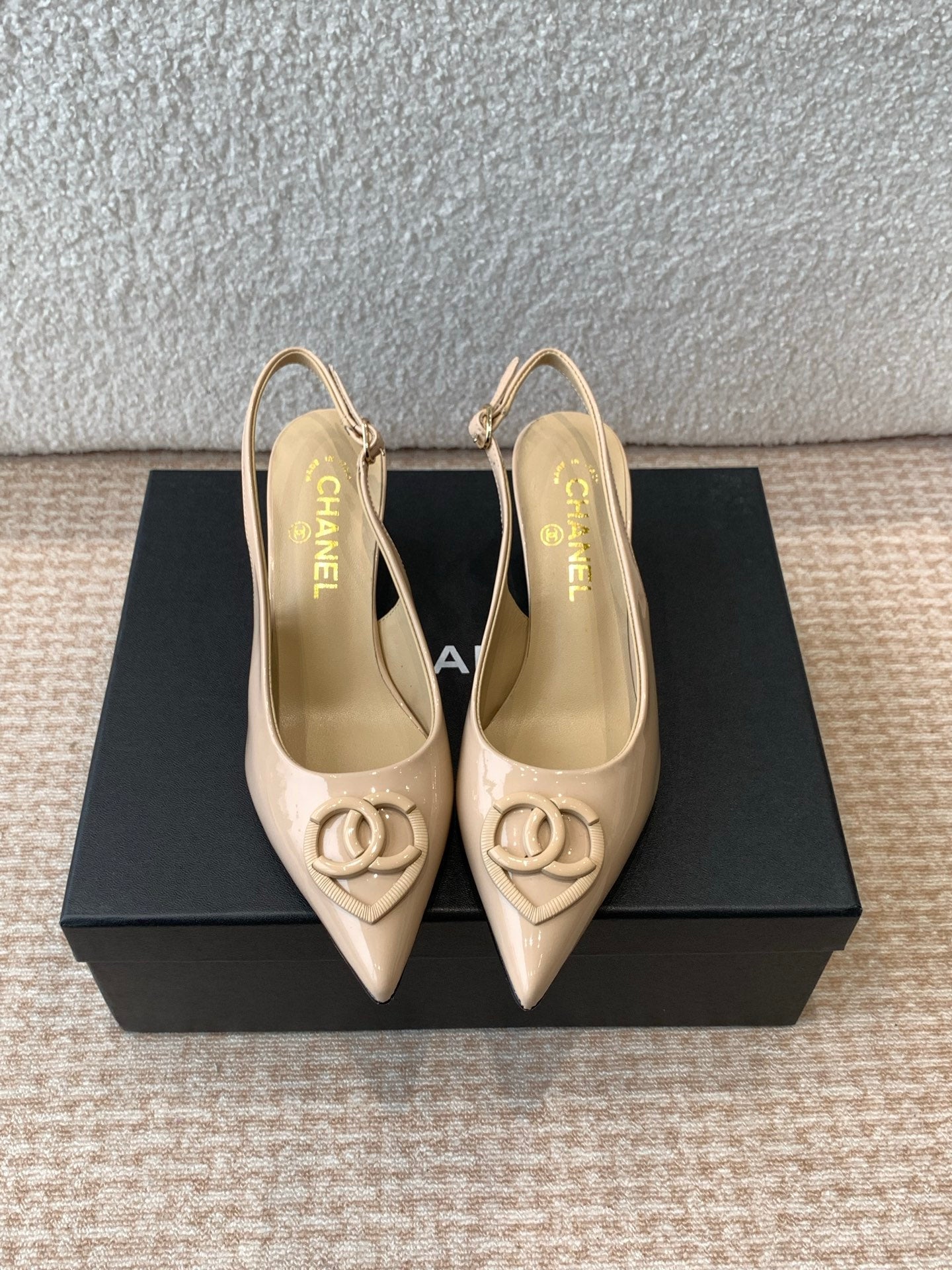 CHANEL MID-HEEL SLINGBACKS IN BISQUE BEIGE PATENT CALFSKIN