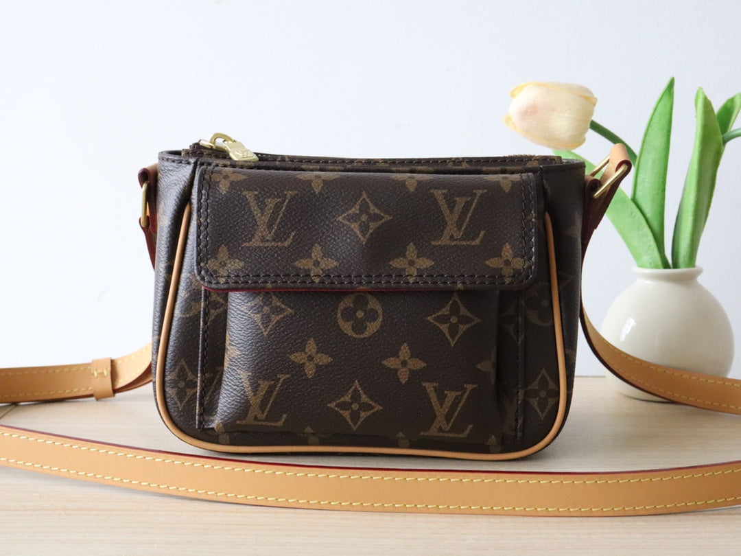 LOUIS VUITTON LV 25S SHOULDER BAG 19 IN BROWN MONOGRAM CALFSKIN GOLD HARDWARE
