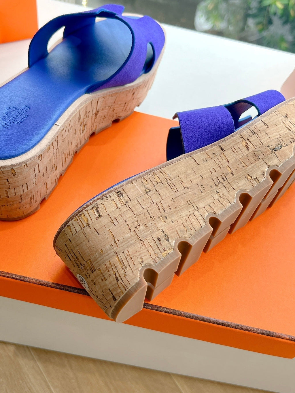 HERMES EZE 65 SANDAL NAVY SUEDE