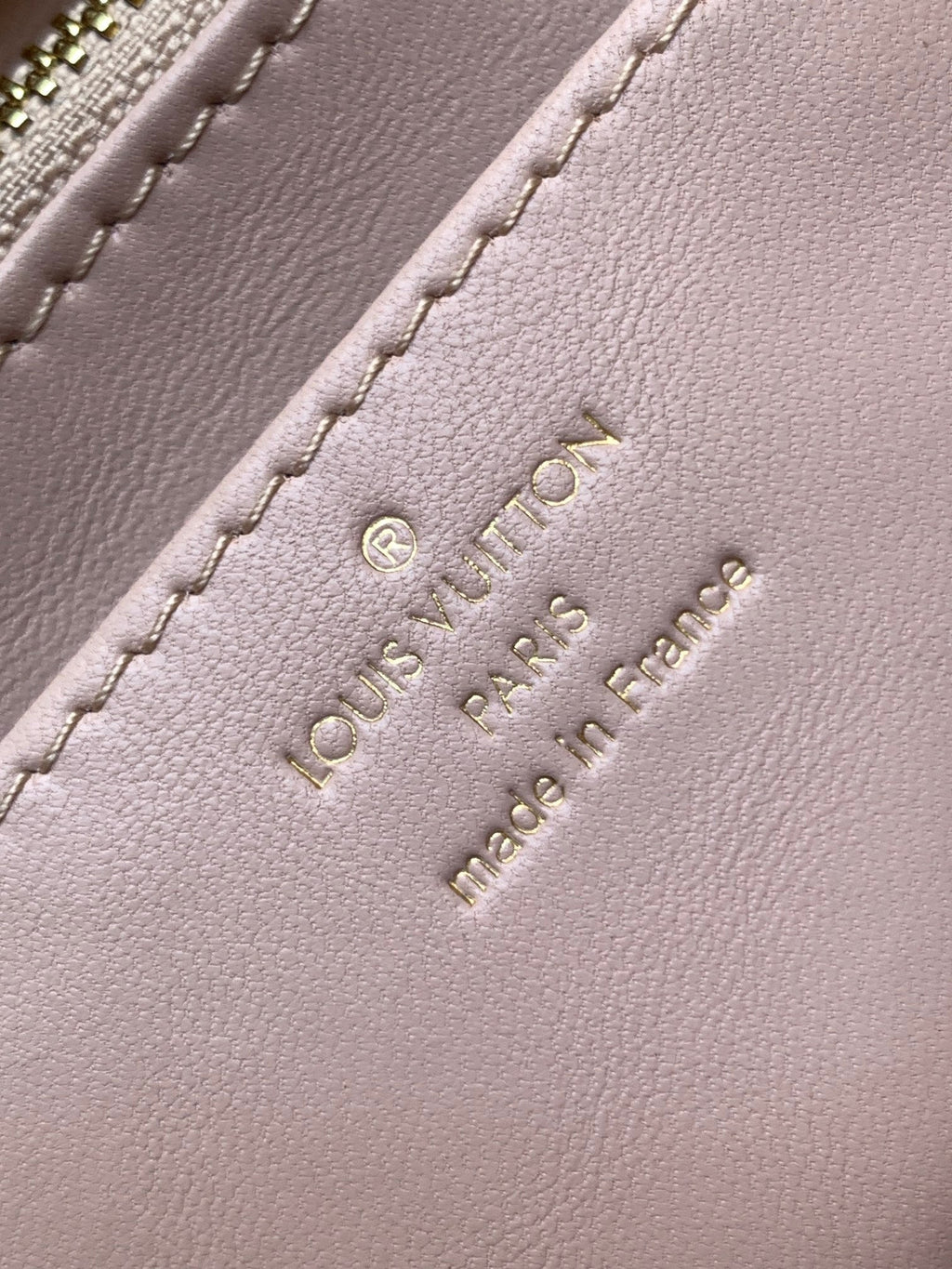 LOUIS VUITTON LV 25S GO-14 MM 23 IN LIGHT PINK QUILTED LAMBSKIN GOLD HARDWARE