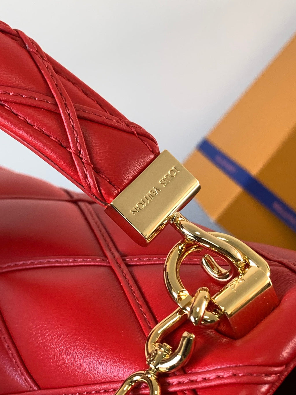 LOUIS VUITTON LV 25S GO-14 MM 23 IN CRIMSON RED QUILTED LAMBSKIN GOLD HARDWARE