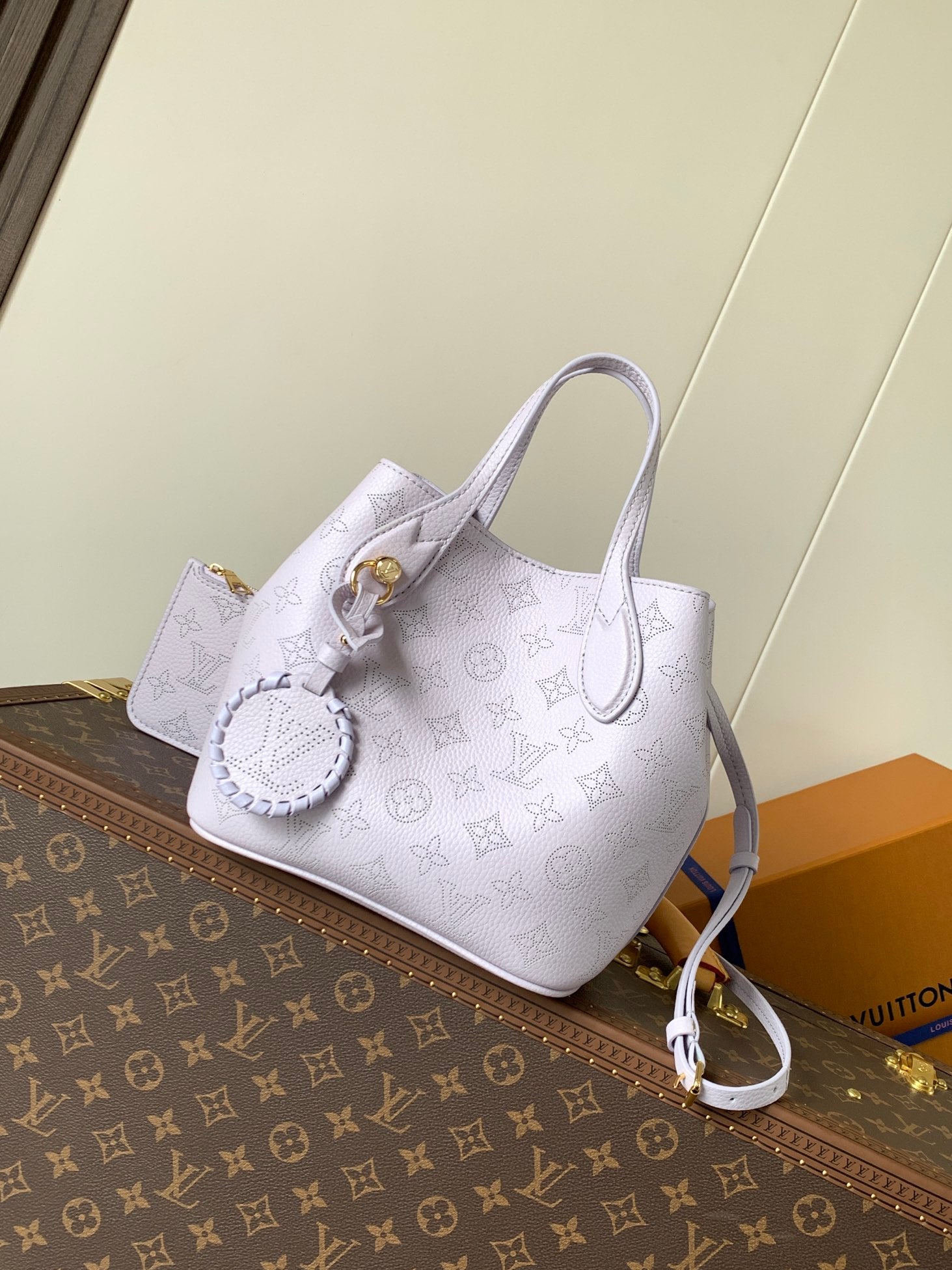 LOUIS VUITTON LV 25S BLOSSOM BAG 20 IN MISTY PURPLE CALFSKIN GOLD HARDWARE