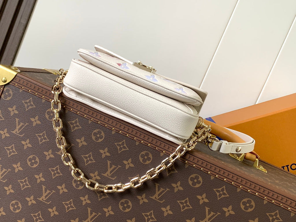 LOUIS VUITTON LV 25S EAST WEST POCHETTE MÉTIS BAG 21 IN BEIGE DREAM EMBOSSED TEXTURED CALFSKIN