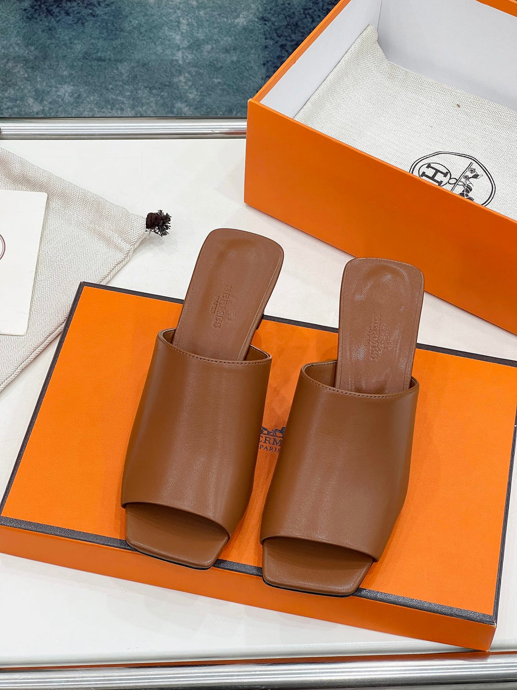 HERMES ICONIQUE 60 SANDAL IN BRONZE BROWN CALFSKIN