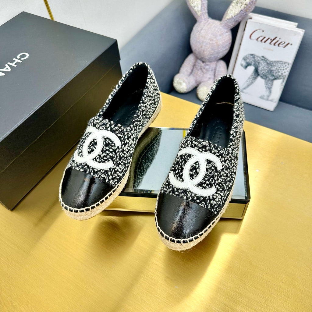 CHANEL ESPADRILLES PLATFORM 25S IN BLACK MIX WHITE TWEED