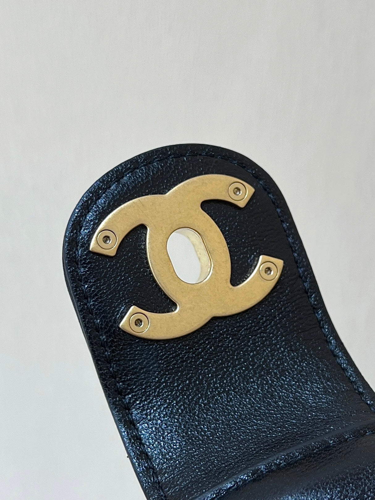 CHANEL QUILTED SMALL HOBO BAG 27 IN BLACK LAMBSKIN GOLD HARDWARE