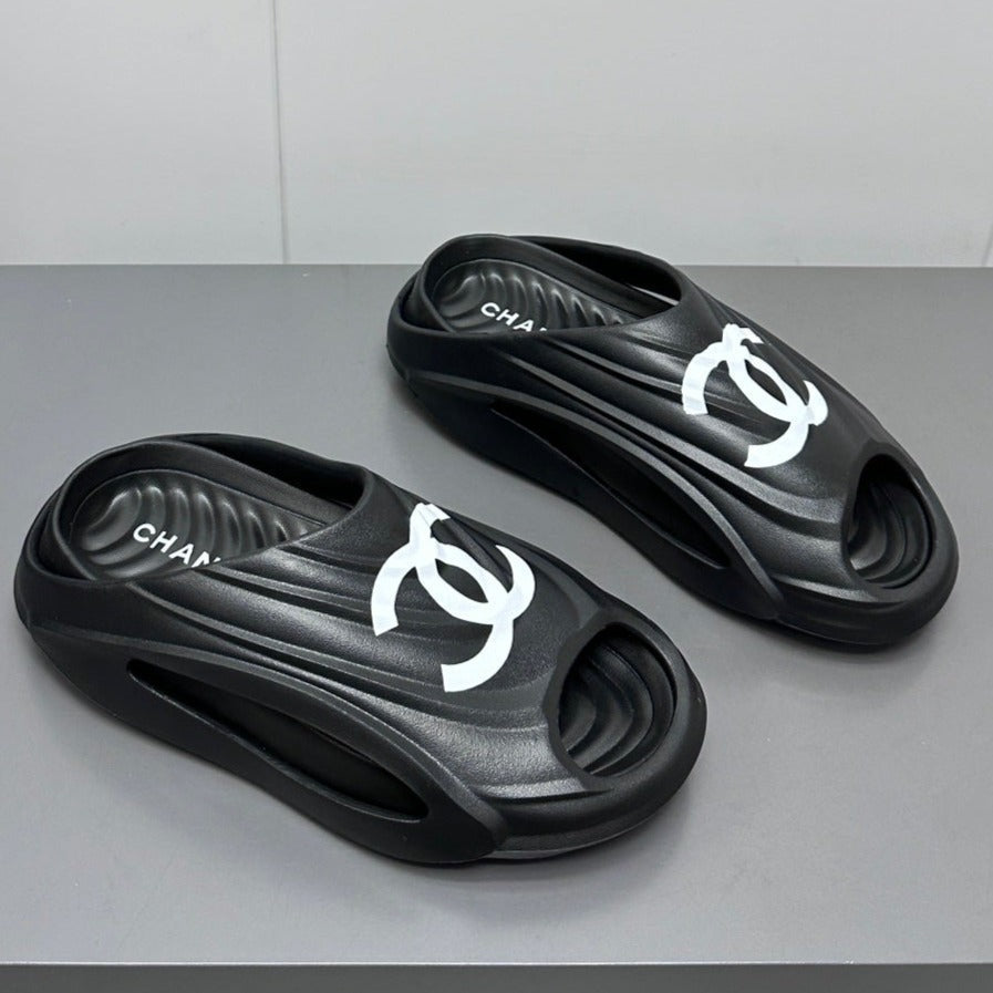 CHANEL New Double C Foam Lightweight Slippers Boat Black